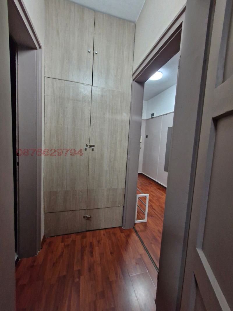 Дава под наем 3-СТАЕН, гр. София, Лагера, снимка 17 - Апартаменти - 53272284