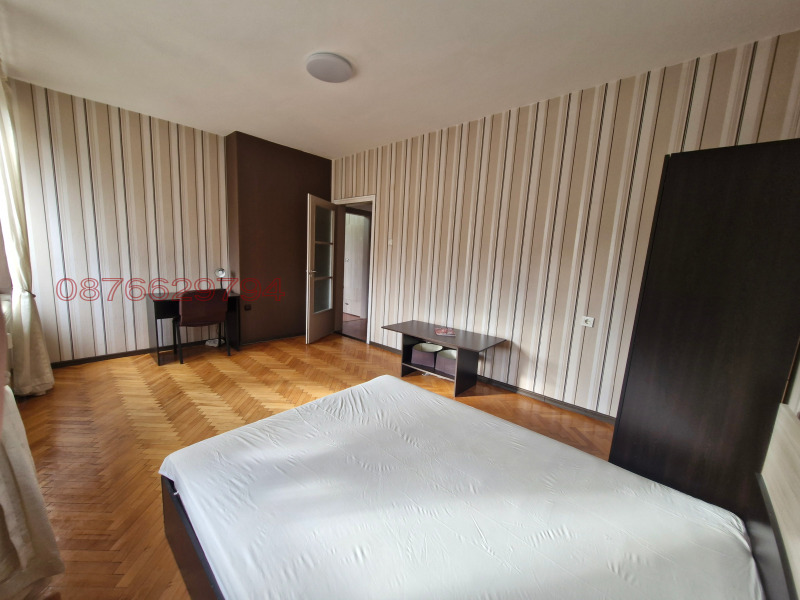 Дава под наем 3-СТАЕН, гр. София, Лагера, снимка 11 - Апартаменти - 53272284