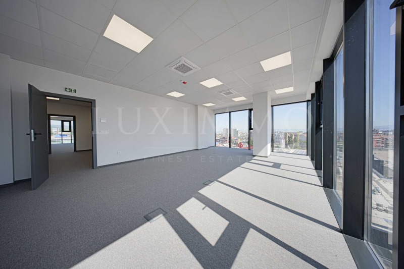 K pronájmu  Kancelář Sofia , Malinova dolina , 4624 m2 | 30255643 - obraz [10]