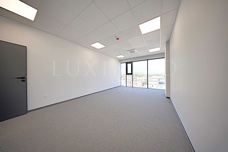 K pronájmu  Kancelář Sofia , Malinova dolina , 4624 m2 | 30255643 - obraz [13]