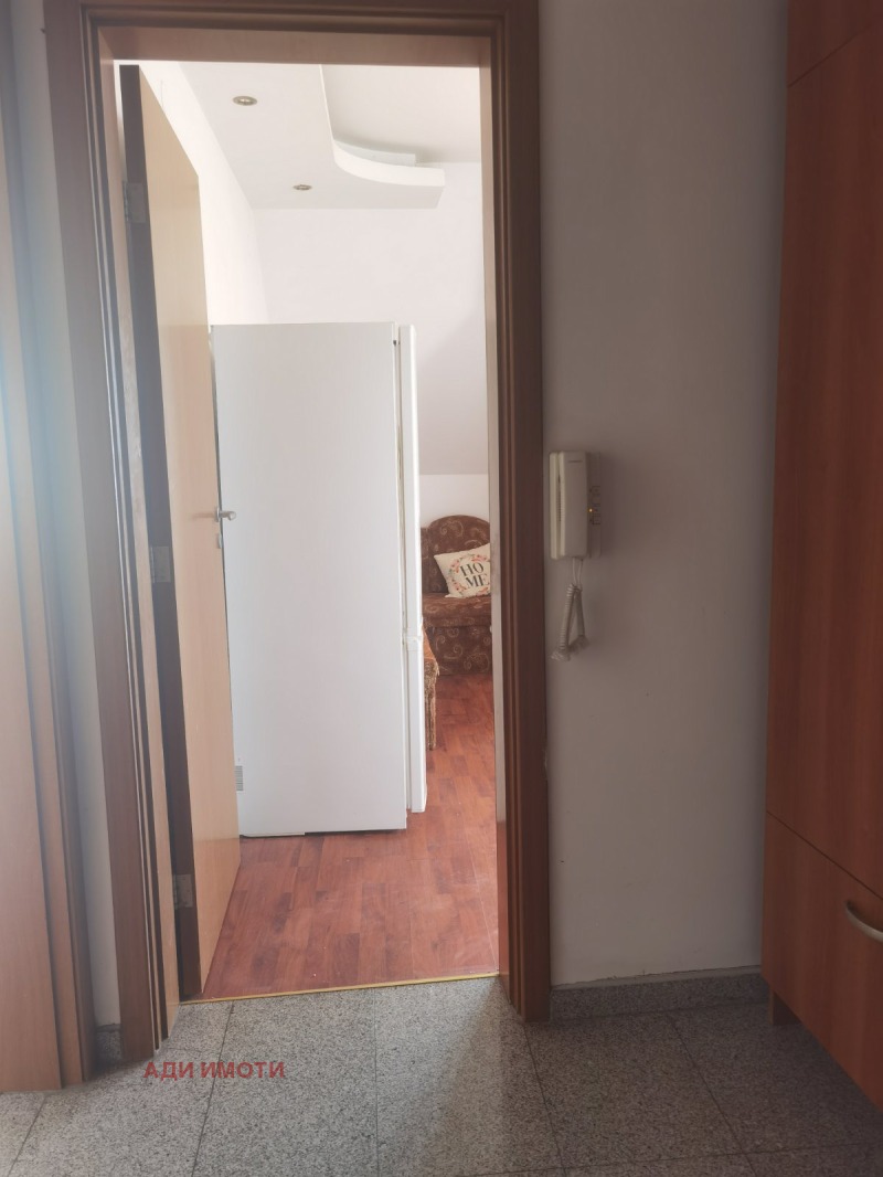 Дава под наем  2-стаен област Пловдив , гр. Карлово , 60 кв.м | 97253095 - изображение [13]