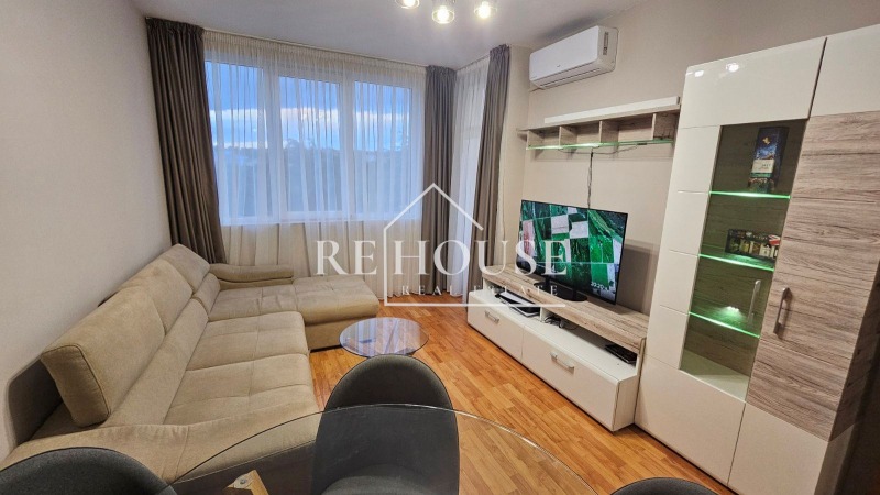 Zu vermieten  1 Schlafzimmer Warna , k.k. Sw.Sw. Konstantin i Elena , 65 qm | 76638198 - Bild [5]