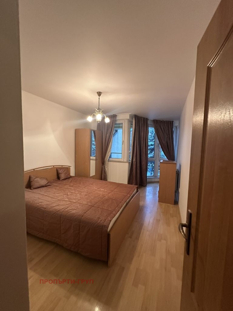 En renta  1 dormitorio Sofia , Vitosha , 80 metros cuadrados | 82481875 - imagen [3]