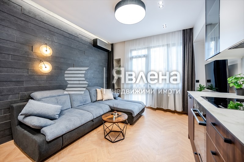Дава под наем 2-СТАЕН, гр. София, Център, снимка 2 - Апартаменти - 56365286