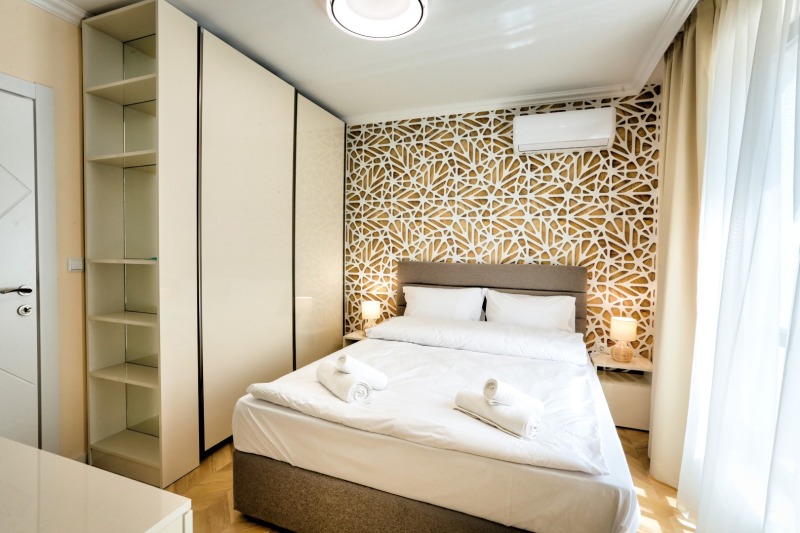 De inchiriat  2 dormitoare Varna , Galata , 85 mp | 41128398 - imagine [8]