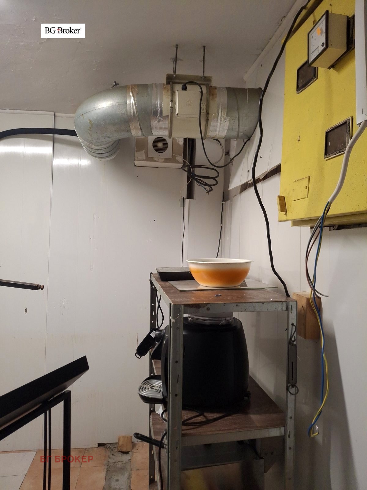 Дава под наем МАГАЗИН, гр. Бургас, Център, снимка 11 - Магазини - 53768232