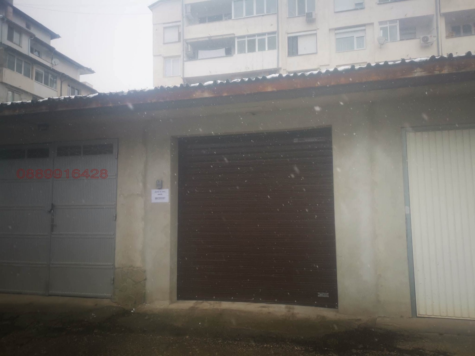 Дава под наем ГАРАЖ, ПАРКОМЯСТО, гр. Велико Търново, Зона Б, снимка 2 - Гаражи и паркоместа - 53749491