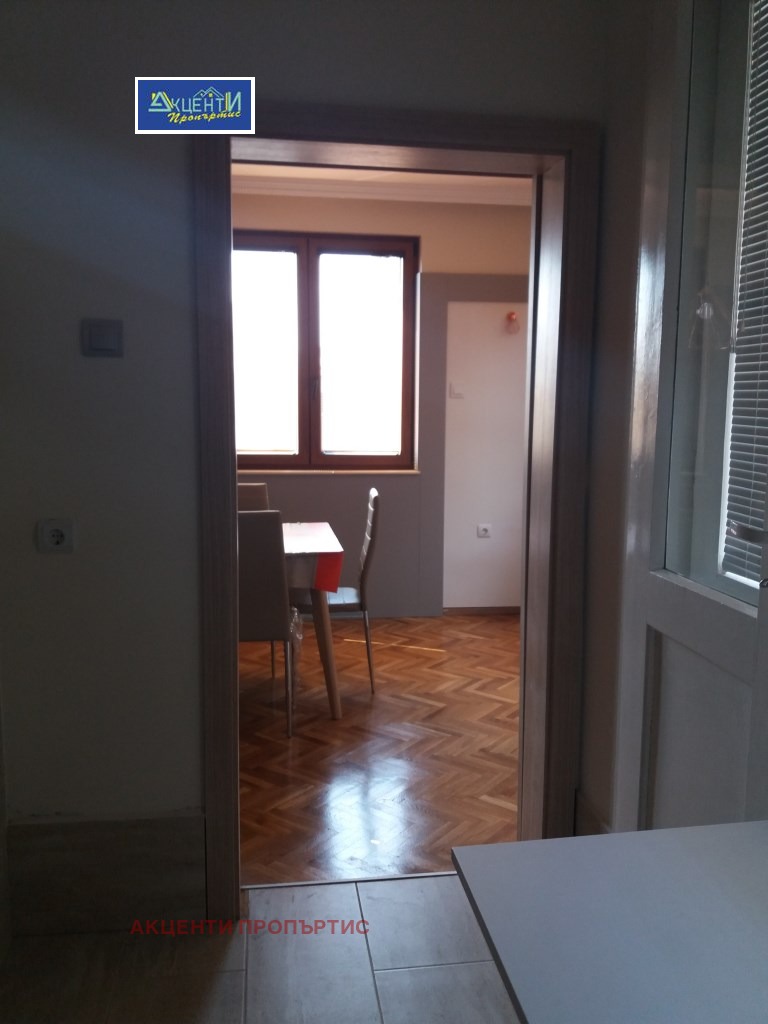 Дава под наем  4-стаен град Велико Търново , Център , 105 кв.м | 50055212 - изображение [4]