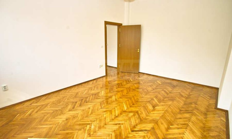 För uthyrning  Kontor Sofia , Centar , 50 kvm | 56441850 - bild [4]