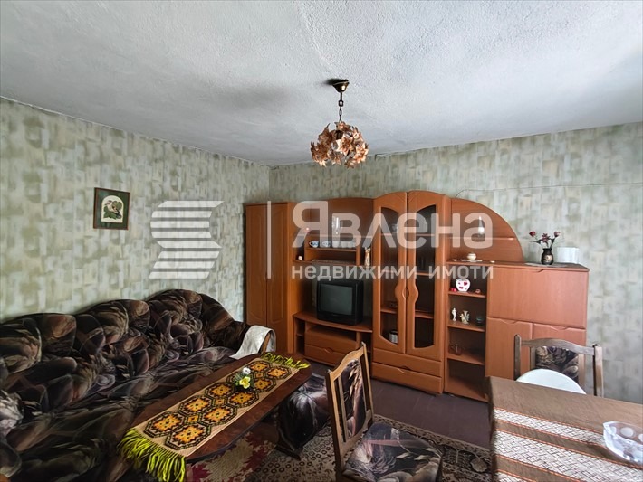 Дава под наем КЪЩА, с. Маноле, област Пловдив, снимка 5 - Къщи - 55287486
