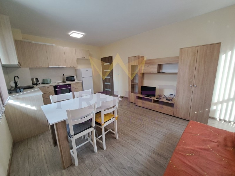 Дава под Наем 2-СТАЕН в град Варна, Виница - 65 кв.м / 460 € » 899.68 лв., ИМОТИ ПРЕМИЕР- ВАРНА