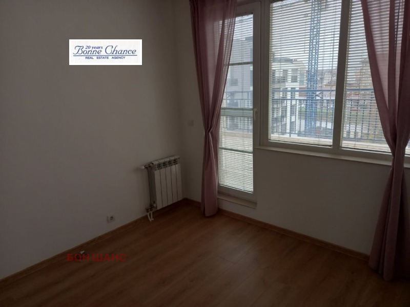 Дава под наем 3-СТАЕН, гр. София, Център, снимка 6 - Апартаменти - 52575103