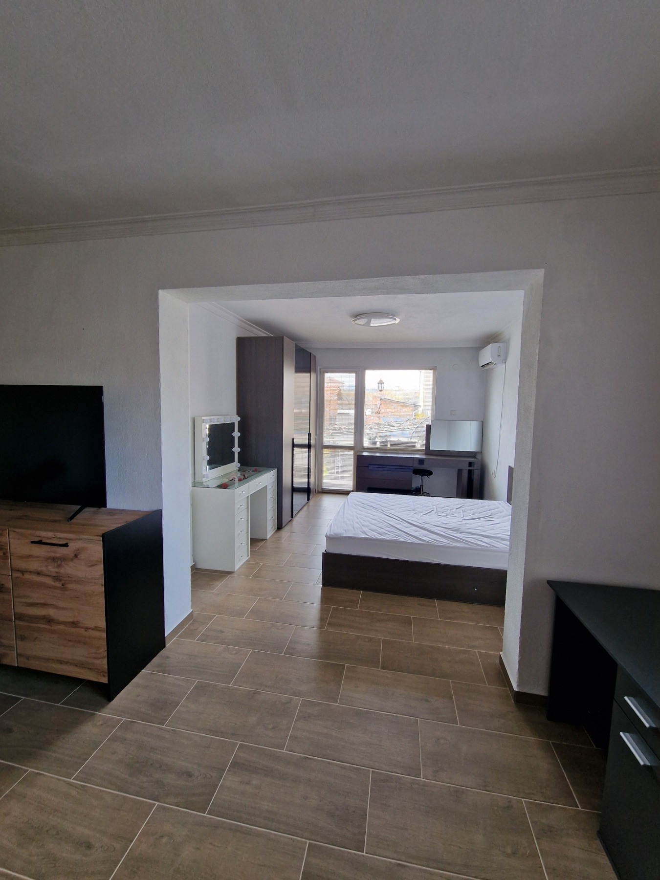 Дава под наем 3-СТАЕН, гр. Сливница, област София област, снимка 5 - Апартаменти - 54202056