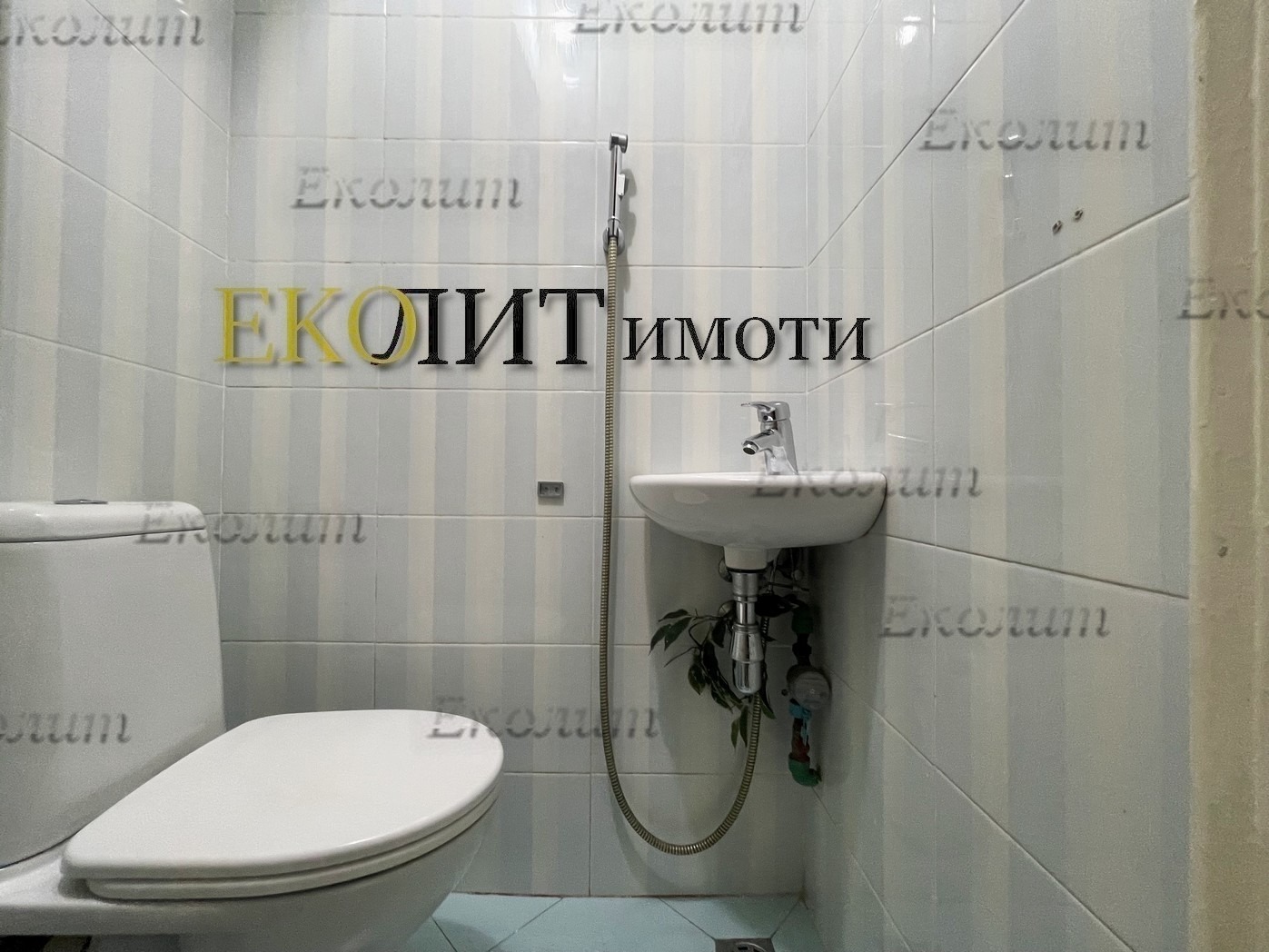 Дава под наем 4-СТАЕН, гр. София, Център, снимка 8 - Апартаменти - 49403610