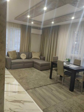 1 makuuhuone Kjutšuk Pariž, Plovdiv