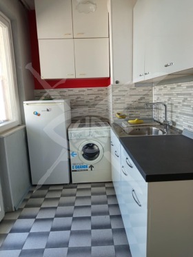 2 спаваће собе Зимно кино Тракија, Варна