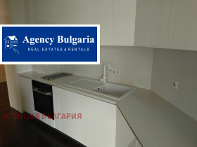 3 bedroom Iztok, Sofia 6