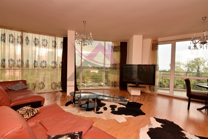 Дава под наем 3-СТАЕН, гр. Варна, м-т Евксиноград