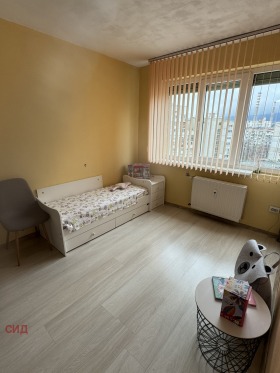 ���� ��� ���� 3-����� | Imot.bg � ����� ������ 12