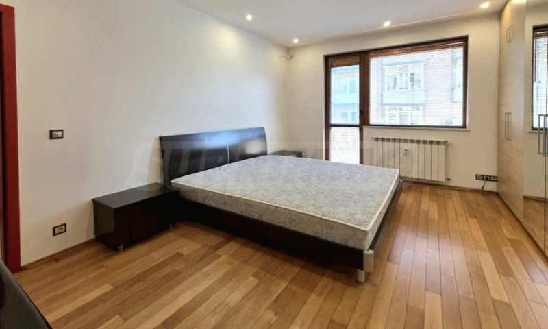 Zu vermieten  2 Schlafzimmer Sofia , Zentar , 90 qm | 58955027 - Bild [6]