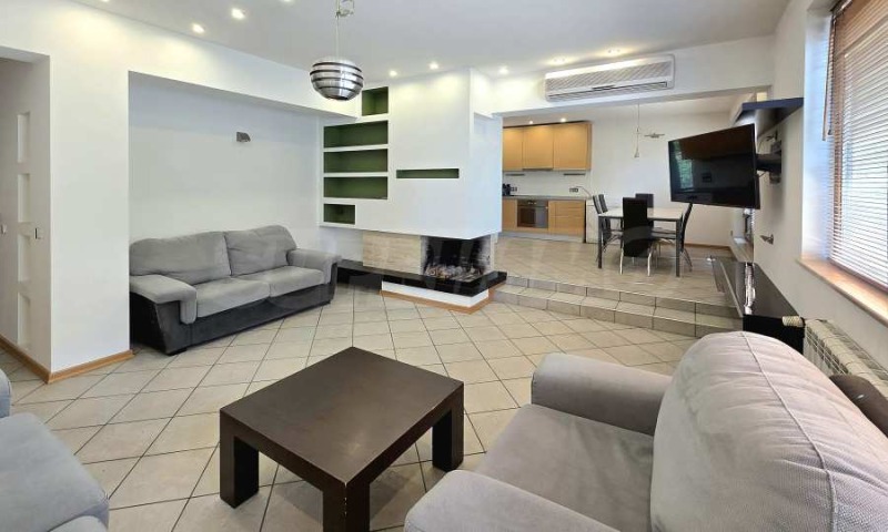 Zu vermieten  2 Schlafzimmer Sofia , Zentar , 90 qm | 58955027