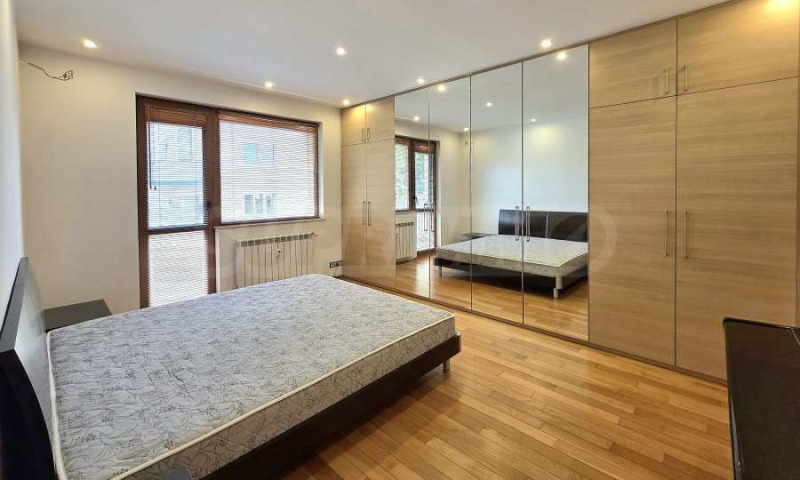 Zu vermieten  2 Schlafzimmer Sofia , Zentar , 90 qm | 58955027 - Bild [5]