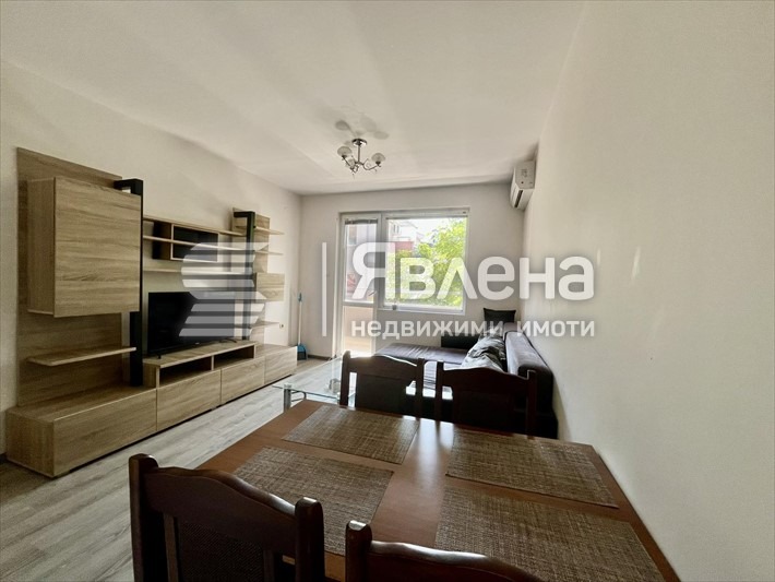 A louer  2 chambres Plovdiv , Tsentar , 88 m² | 38108355