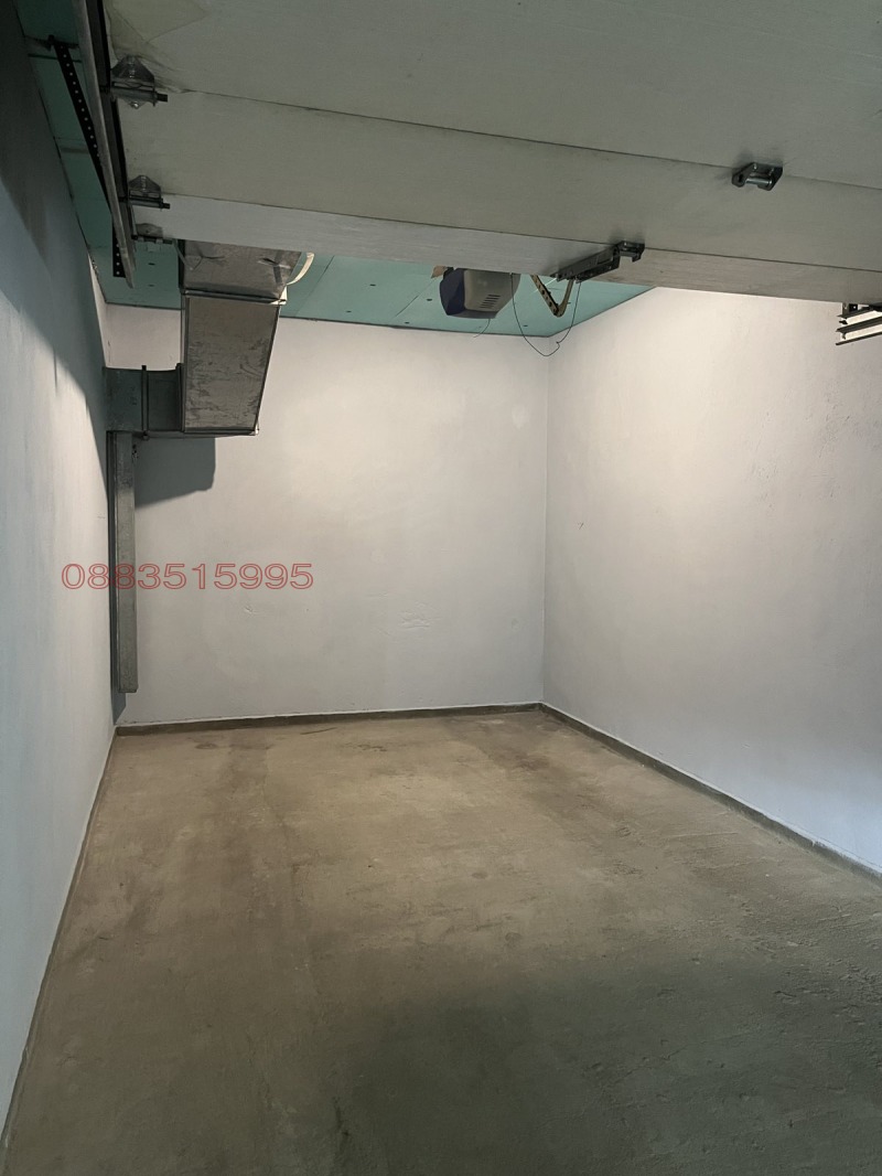 Дава под наем ГАРАЖ, ПАРКОМЯСТО, гр. София, Лозенец, снимка 4 - Гаражи и паркоместа - 52957372