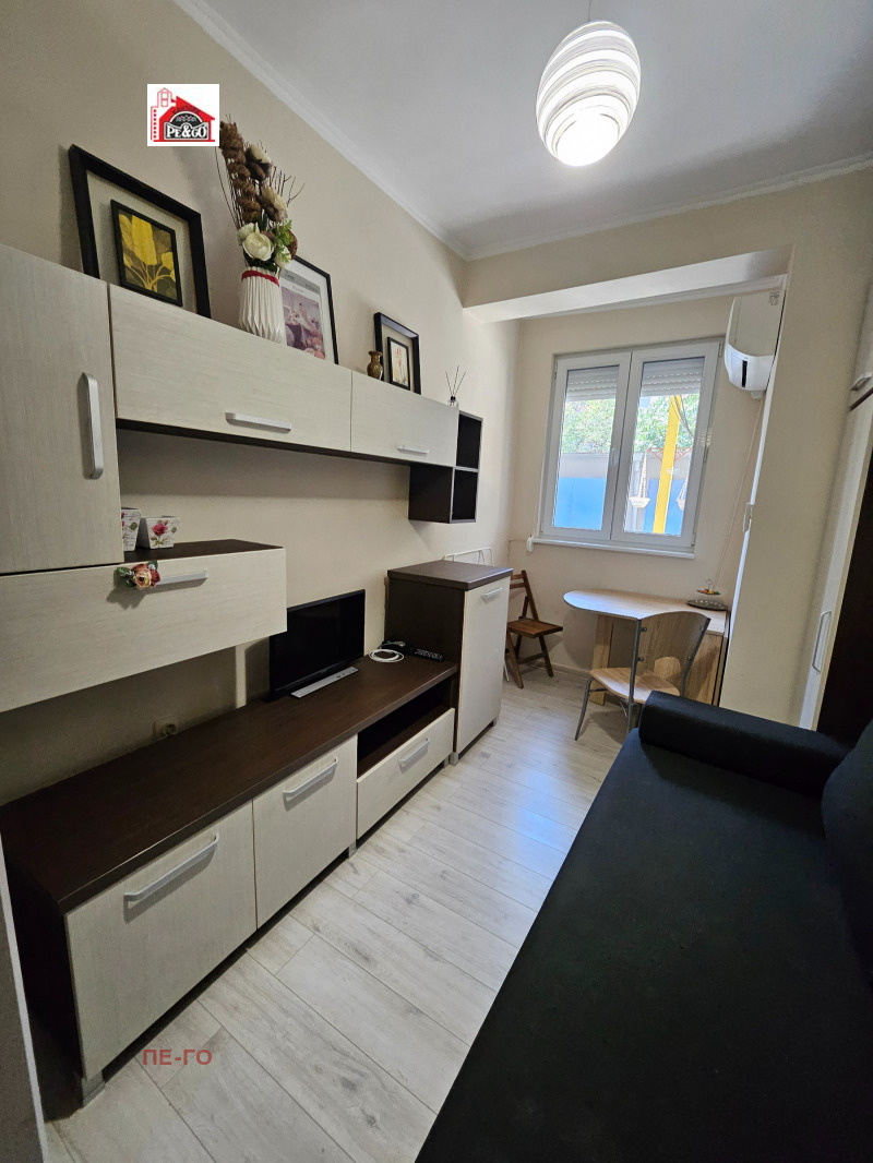 Para alugar  Estúdio Plovdiv , Iujen , 15 m² | 43746885