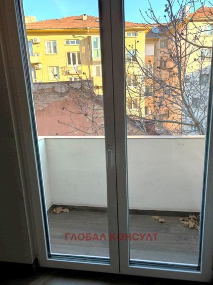 Дава под наем 2-СТАЕН, гр. София, Център, снимка 2 - Апартаменти - 53889982