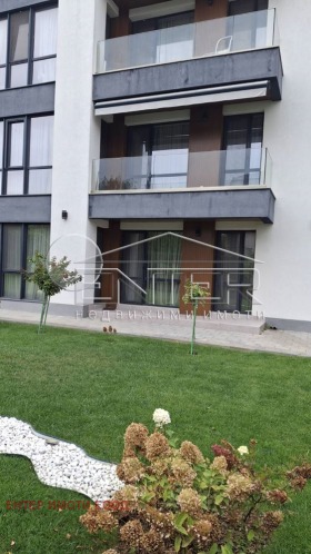 2 dormitoare m-t Alen mac, Varna