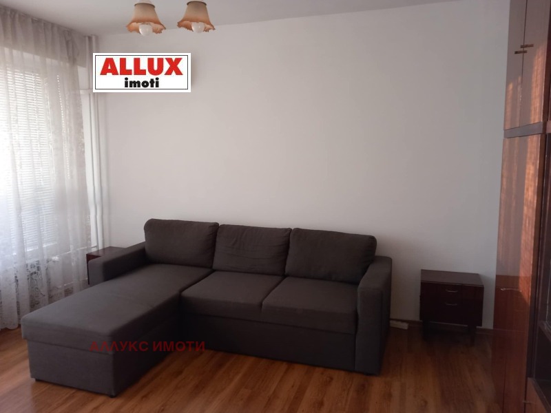 Дава под наем 1-СТАЕН, гр. Русе, Възраждане