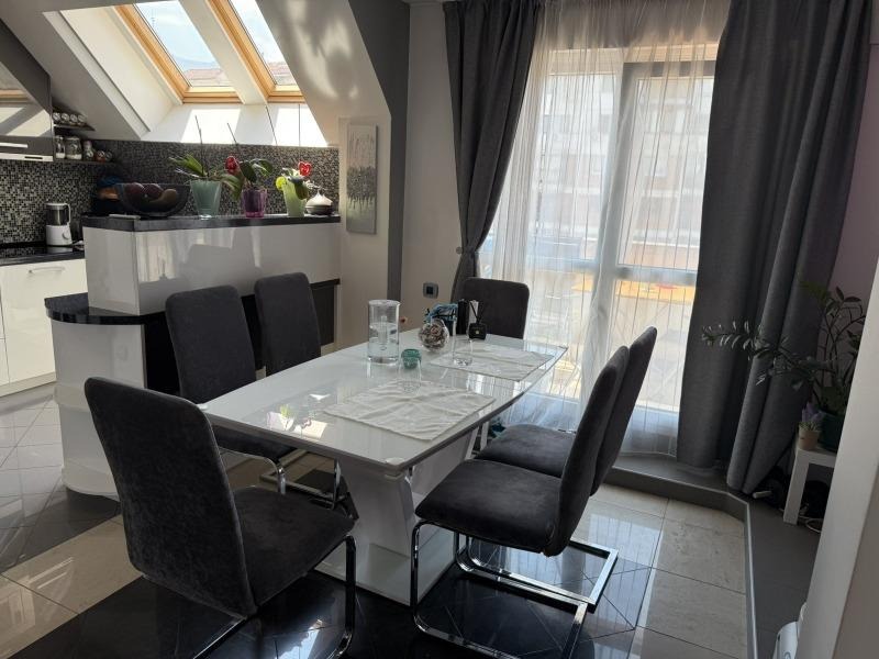En renta  2 dormitorios Sofia , Mladost 3 , 107 metros cuadrados | 27008156 - imagen [3]
