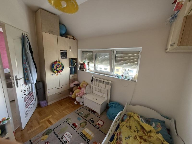 En renta  2 dormitorios Sofia , Mladost 3 , 107 metros cuadrados | 27008156 - imagen [8]