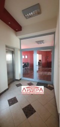 Дава под наем  Офис град Пловдив , Индустриална зона - Тракия , 272 кв.м | 48397062 - изображение [12]