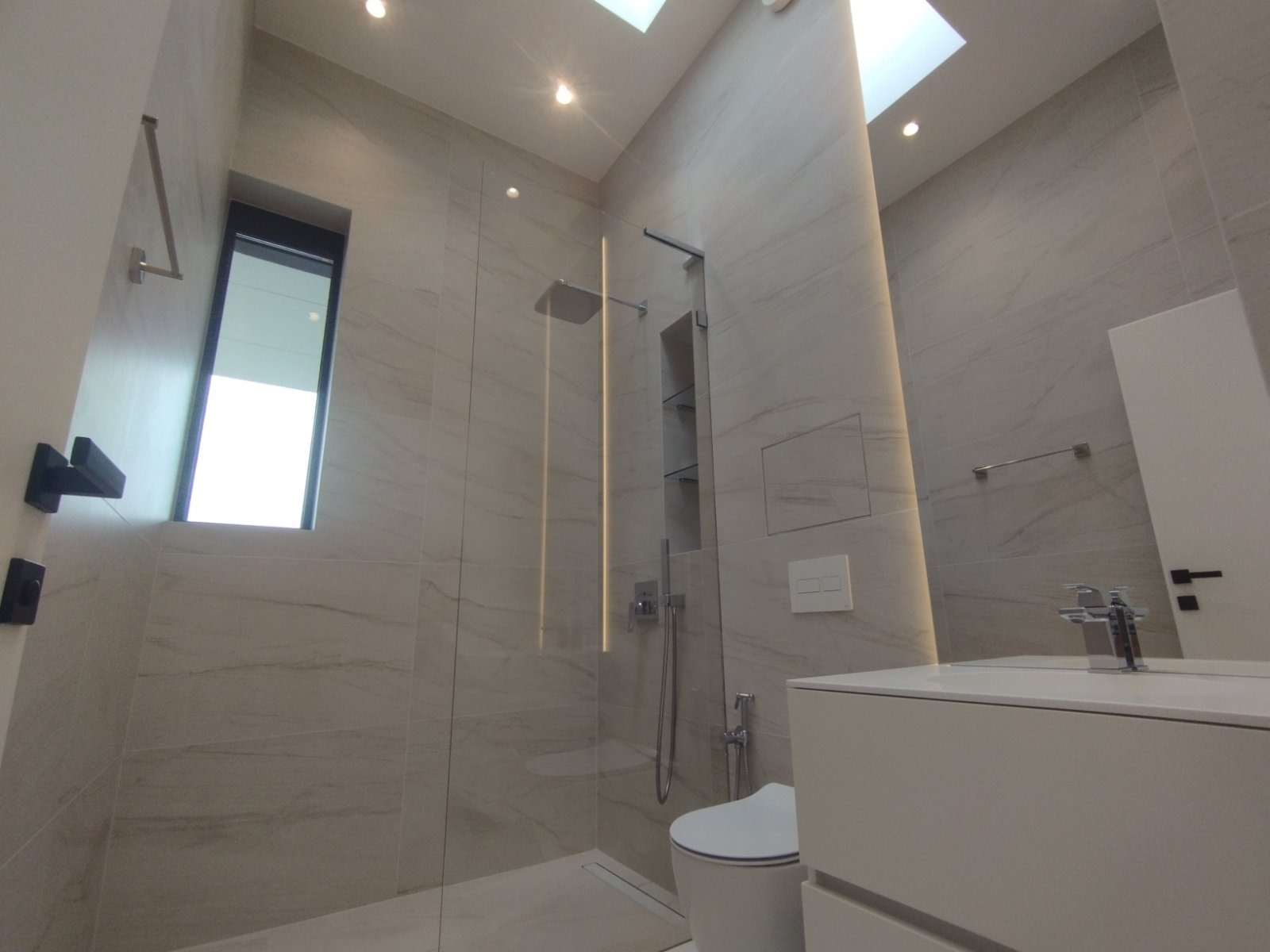 ���� ��� ���� 4-����� | Imot.bg � ����������� 12