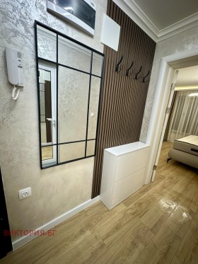 1 chambre Kyutchouk Parij, Plovdiv 1