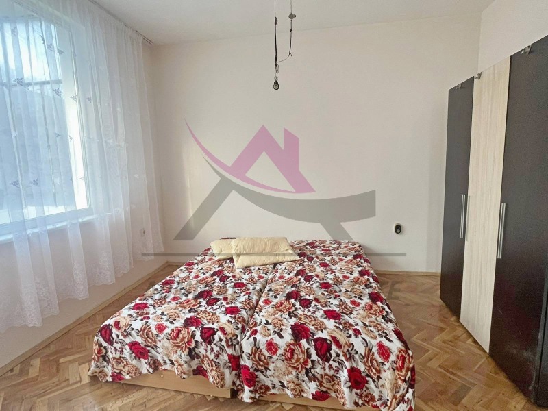 Дава под наем 4-СТАЕН, гр. Варна, Базар Левски, снимка 3 - Апартаменти - 52747935