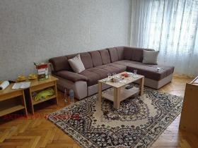 1 quarto Drujba 1, Sofia 1