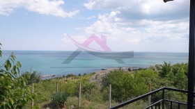 Villa k.k. Zlatni pyasaci, Varna