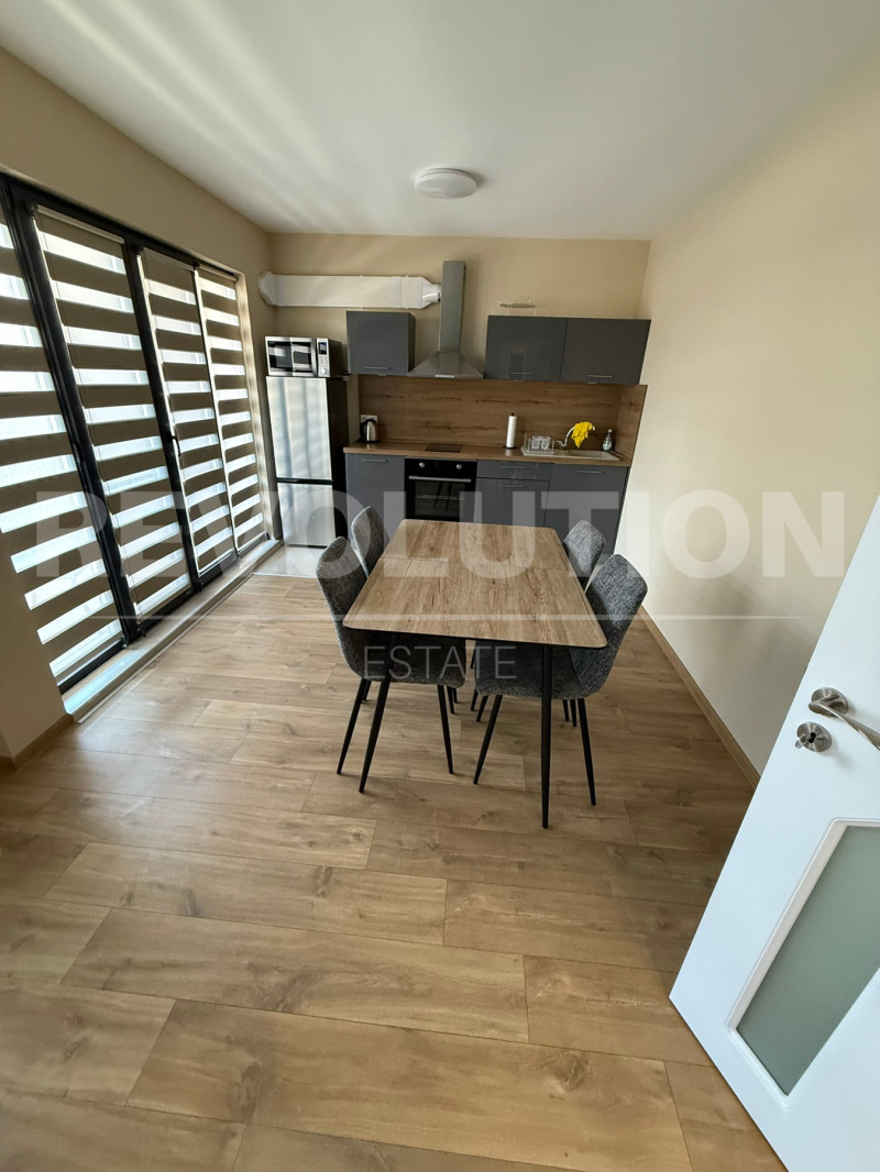 K pronájmu  1 ložnice Burgas , Centar , 65 m2 | 83395787