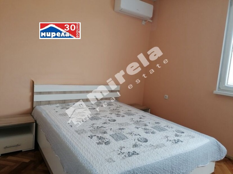 Kiadó  2 hálószobás Veliko Tarnovo , Centar , 75 négyzetméter | 42725599 - kép [3]