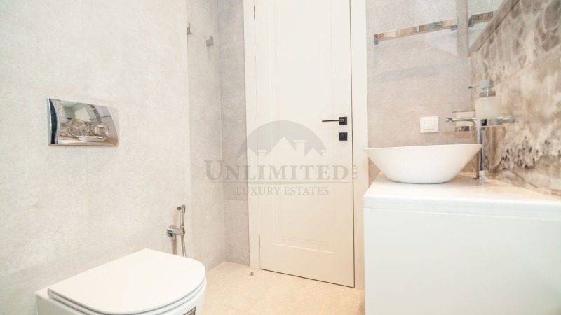 В аренду  3 спальни София , Изток , 169 кв.м | 28356972 - изображение [16]