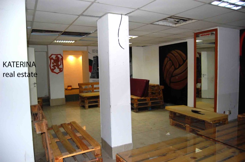 Дава под наем АТЕЛИЕ, ТАВАН, гр. София, Център, снимка 2 - Апартаменти - 53289102