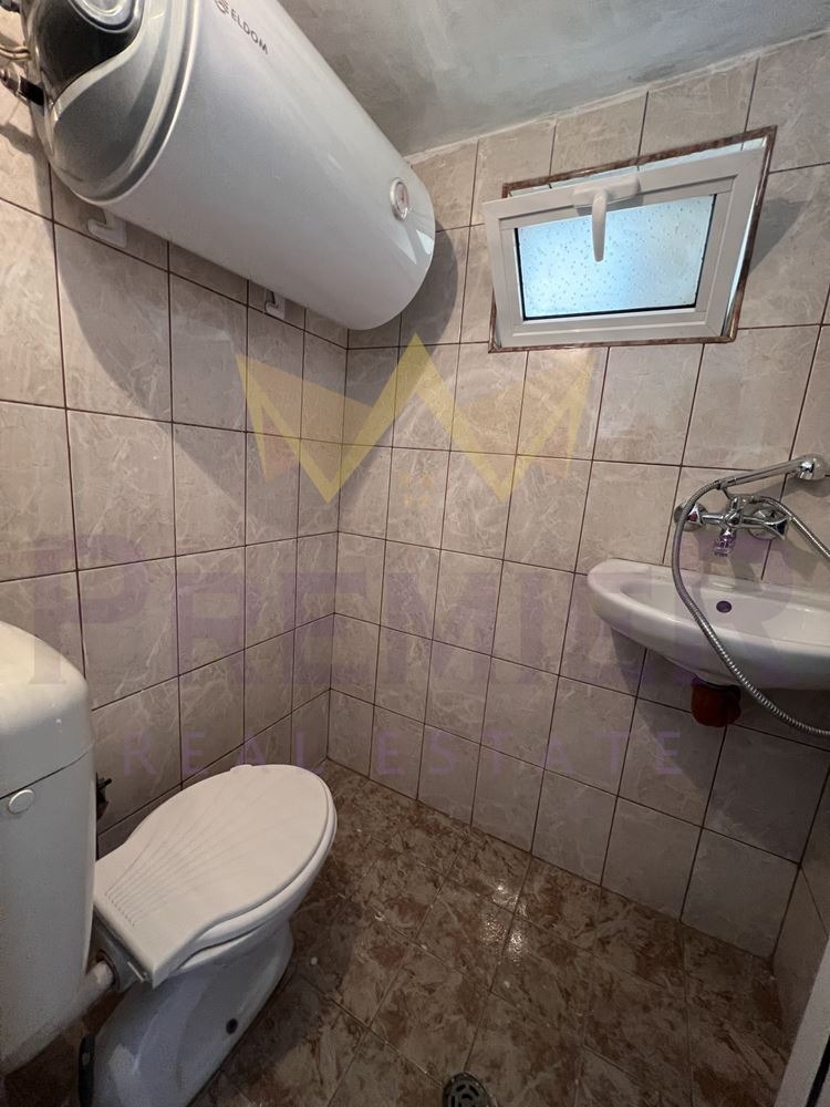 Дава под наем КЪЩА, гр. Варна, Христо Ботев, снимка 7 - Къщи - 53900368