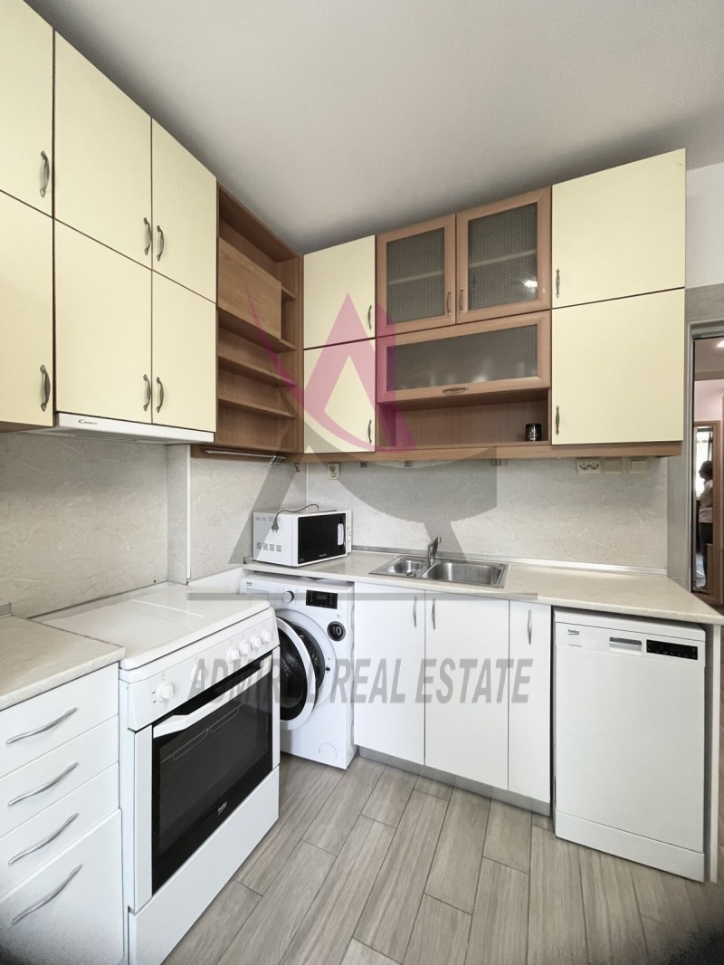 Дава под Наем 3-СТАЕН в град Варна, Център - 60 кв.м / 600 € » 1 173.50 лв., АДМИРАЛ РИЪЛ ЕСТЕЙТ ЕООД