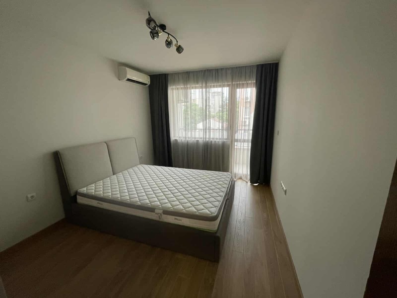 Издаје се  2 спаваће собе Варна , Центар , 75 м2 | 11697278 - слика [4]