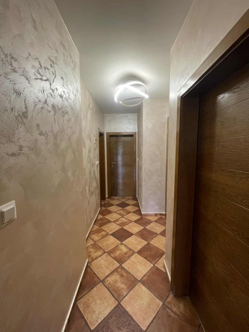 Издаје се  2 спаваће собе Варна , Центар , 75 м2 | 11697278 - слика [8]