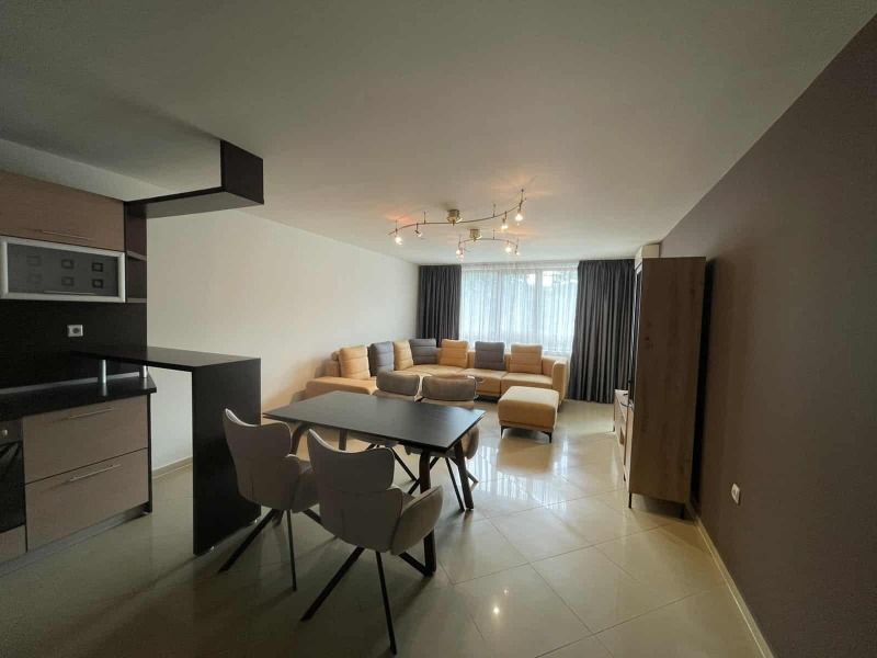 Издаје се  2 спаваће собе Варна , Центар , 75 м2 | 11697278 - слика [2]