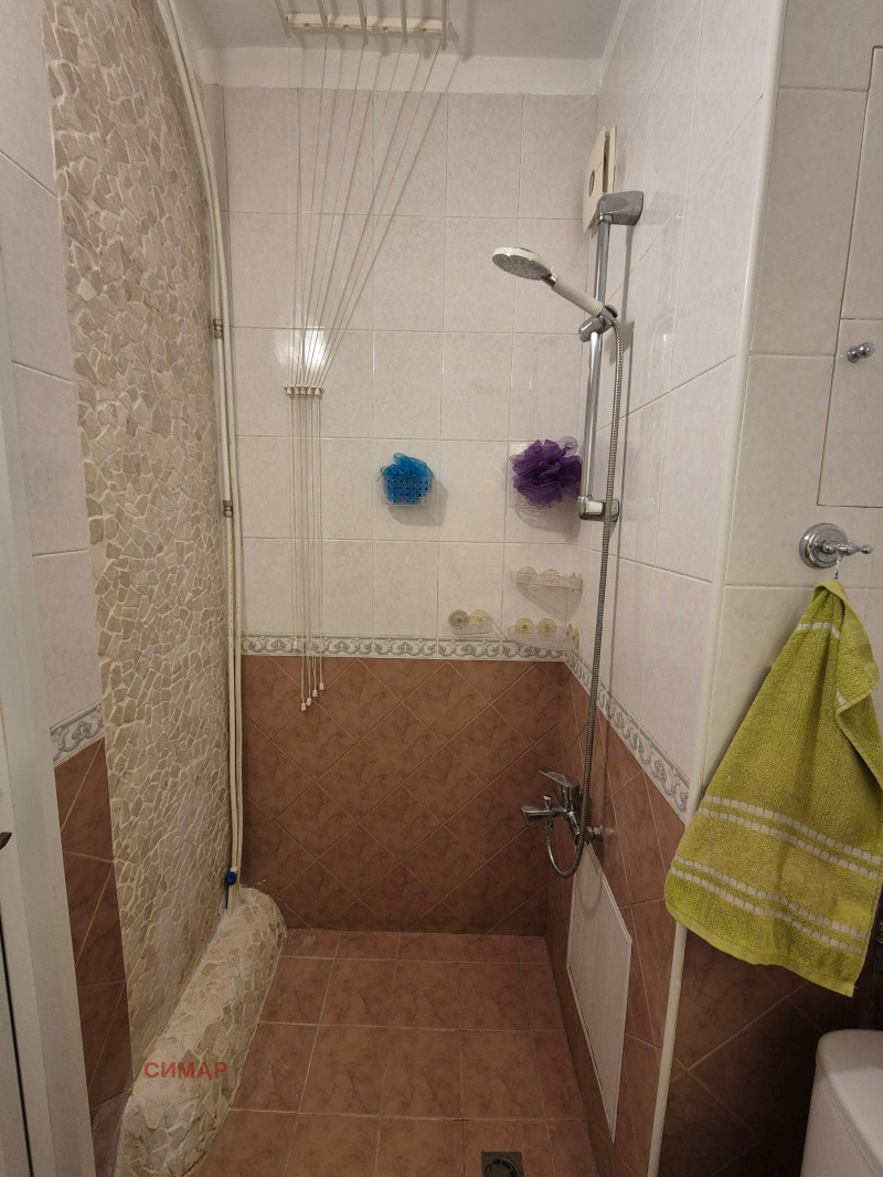 Дава под наем 2-СТАЕН, гр. София, Света Троица, снимка 16 - Апартаменти - 53069227